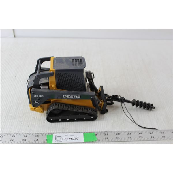 Model John Deere Skid Steer Loader with Auger Attachment Up to 7" Tall , 11.5" Long