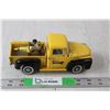 Image 1 : Ford Model Truck 7.5" Long x 3" Wide