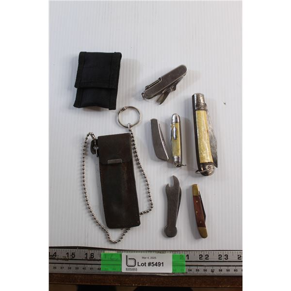 (2) Sheaths and (6) Folding Knives and Multi Tools