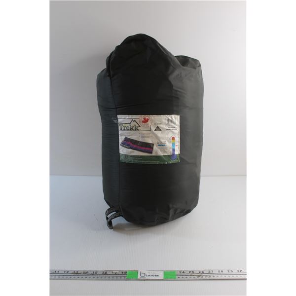 Trekk Summer/Fall Sleeping Bag 34'' x 82''