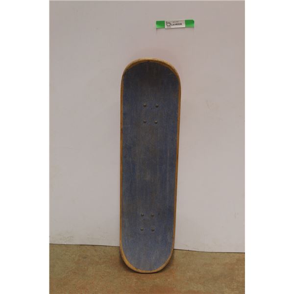 Skateboard 32'' x 8''