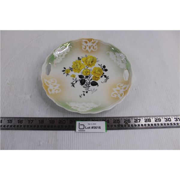 Decorative "Yellow Rose" Plate