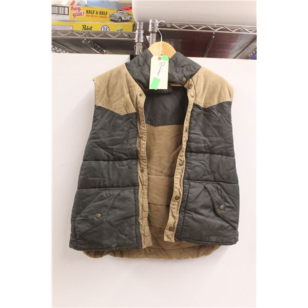 *Levi's Corduroy Vest - Size M