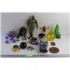 Image 1 : Assorted Action Figures, Double Blade Razors, Marbles, Coaster, Ceramic Decorative Jewelry Dish and 