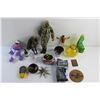 Image 6 : Assorted Action Figures, Double Blade Razors, Marbles, Coaster, Ceramic Decorative Jewelry Dish and 