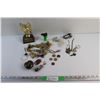 Image 1 : International Coins, Assorted Jewelry, Key Chains, Lighters, Flash Drive, King for a Day Golf Classi