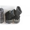 Image 3 : (2) Pairs of Kids' Winter Boots & Mukluks - Size 10 & 8 1/2''