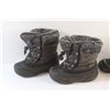 Image 4 : (2) Pairs of Kids' Winter Boots & Mukluks - Size 10 & 8 1/2''