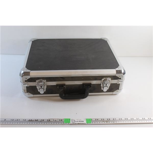 Briefcase 19'' x 15'' x 6''