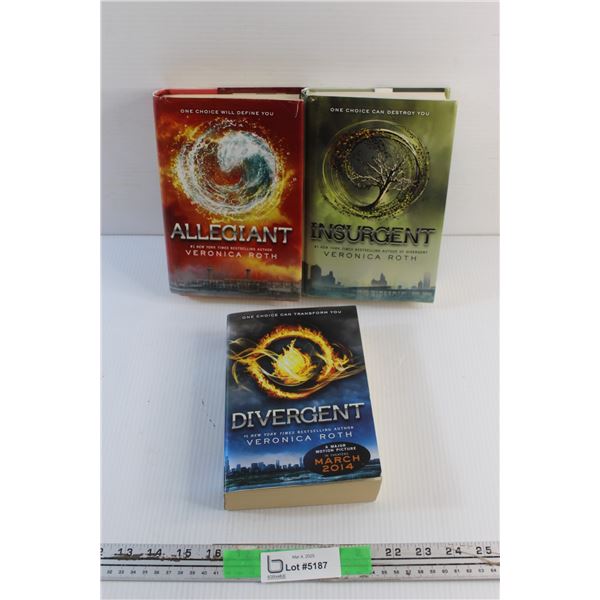 (3) Books by Veronica Roth