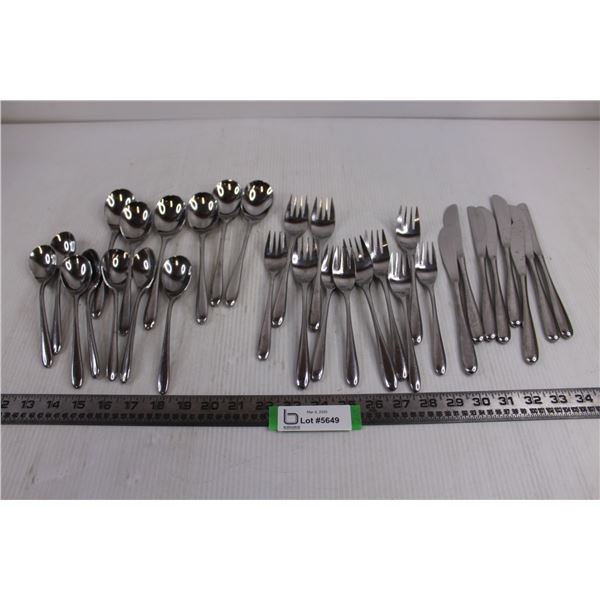 Set of Stainless Steel Cutlery Made in Korea