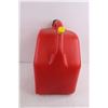 Image 3 : Jerry Can 20L - Still Contains .5 L of Gasoline - CANNOT BE SHIPPED!!!