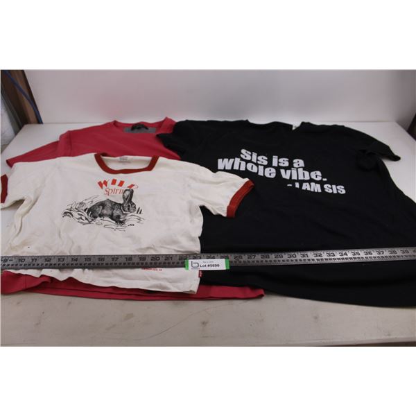 (3) T-Shirts (Banana Republic Size L, "Sis" Slogan Size 2XL, Levi's "Wild Spirit" Size S)