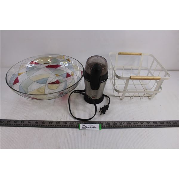 Black & Decker Coffee Grinder - Tested, Metal Basket, Plastic Fruit Bowl 13" Dia