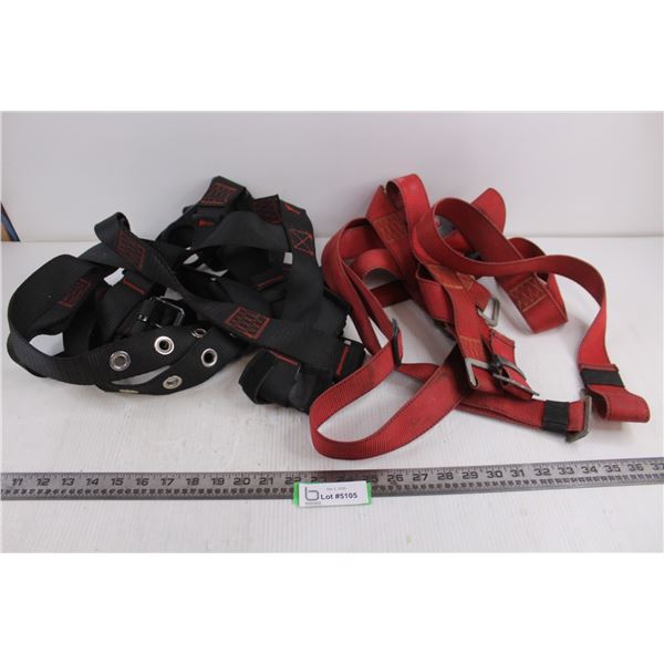 (2) Nylon Shoulder Harnesses