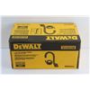 Image 2 : DeWalt 1 - 1/8 Hex Hammer Dust Collection - Sealed