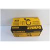 Image 3 : DeWalt 1 - 1/8 Hex Hammer Dust Collection - Sealed