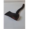 Image 3 : Hatchet - 13" x 5.5"