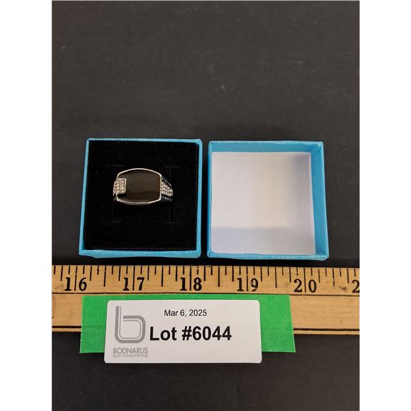 Men's Ring - Size 10.75
