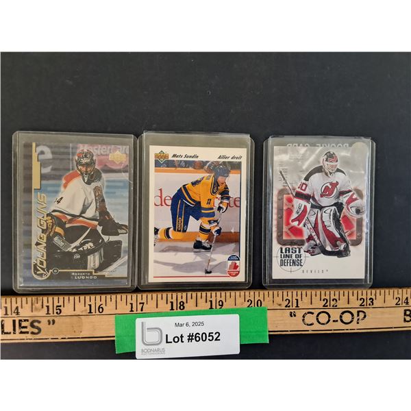 (3) Hockey Trading Cards: Roberto Luongo, Mats Sundin, Martin Broden
