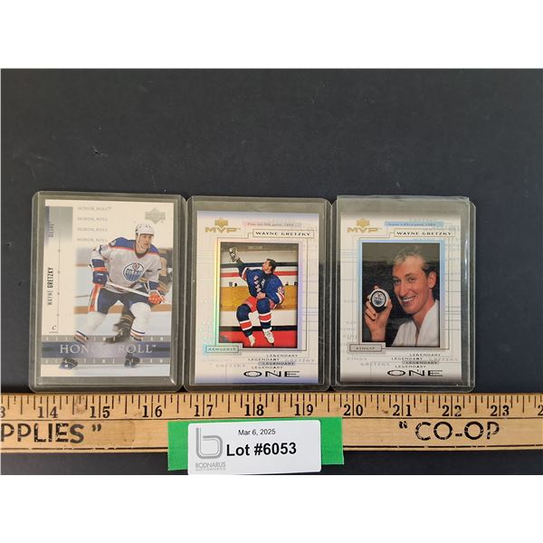 (3) Wayne Gretzky Various Hockey Trading Cards