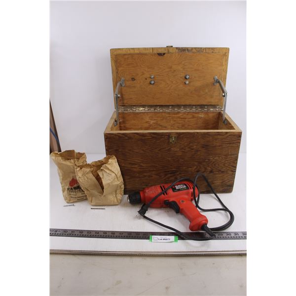 Black & Decker DR200 Corded Drill - Tested, Wooden Tool Box 18.5" x 10" x 12", Small Batch Nails