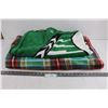 Image 1 : (2) Blankets (Saskatchewan Roughriders 56" x 40" & Multi-Color 60" x 52")