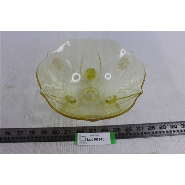 Vintage 3-Footed Amber Glass Fruit Bowl 8.25" Dia