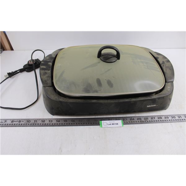 Betty Crocker Skillet Station - Powers On - 15.5" x 12" Skillet Size