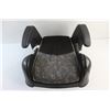 Image 3 : Cosco Booster Seat for a Vehicle