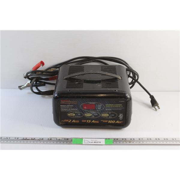 MotoMaster Eliminator 12V Battery Charger - As Is