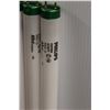 Image 2 : (5) Philips Fluorescent Light Bulbs - Tested - 46'' L