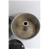 Image 8 : Cake Tray & Pan, (2) Non Stick Frying Pans 10'' & 8'', (2) Pan Lids and Dining Knife