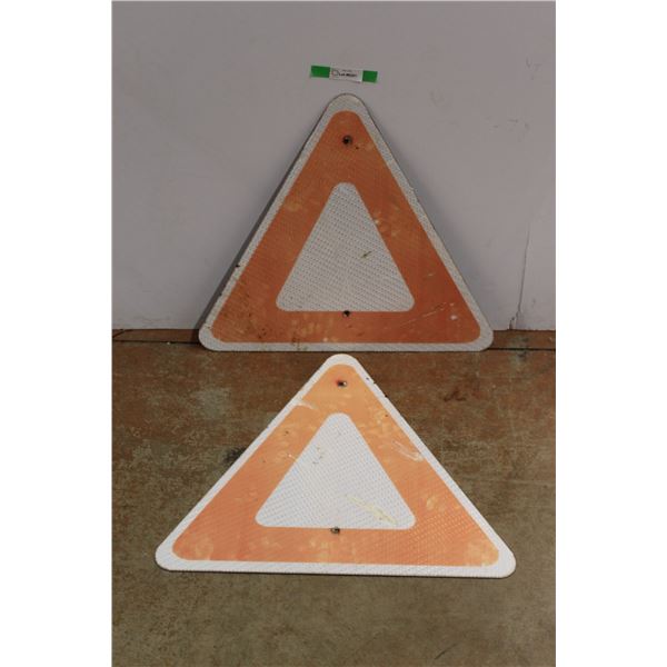 (2) Yield Road Signs 24'' x 27''