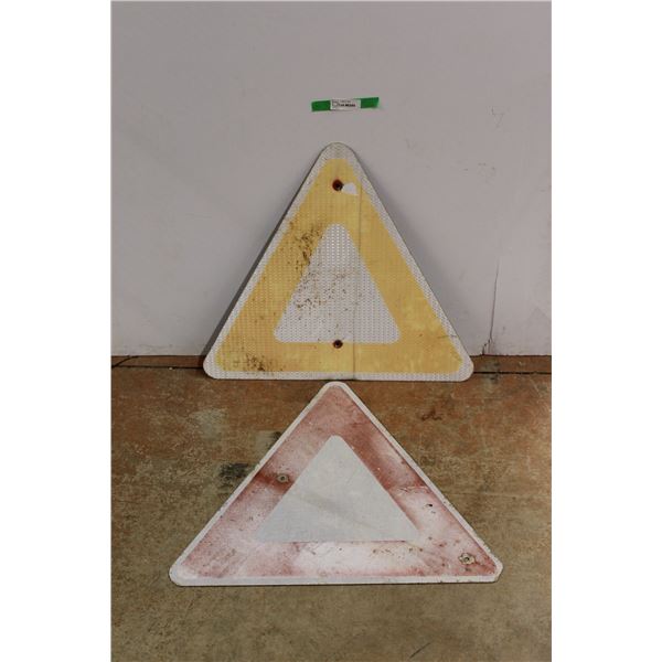 (2) Yield Road Signs 24'' x 27''