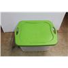 Image 2 : *Sterilite Plastic Tote with Lid 24'' x 18'' x 13''