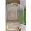 Image 5 : *Sterilite Plastic Tote with Lid 24'' x 18'' x 13''