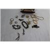 Image 2 : Lot Of Various Costume Jewellery, Necklace, Broach, Misc