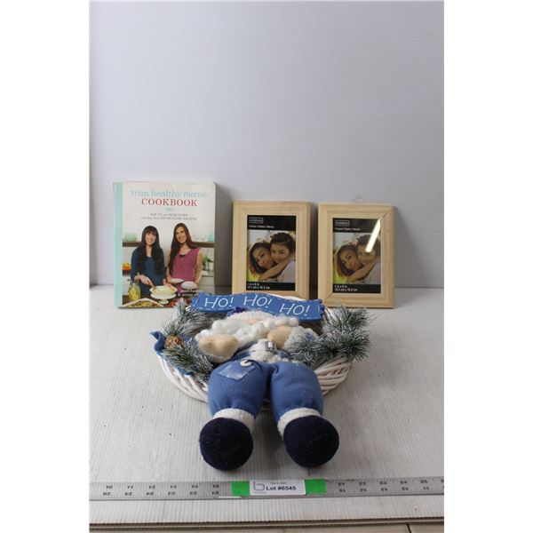(2) Photo Frames, Trim Healthy Mama Cookbook, Santa Wreath