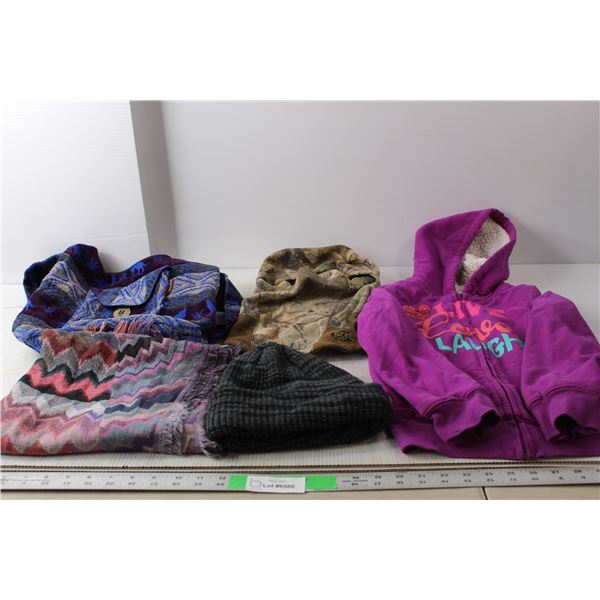 Daquilema Messenger bag- No Zipper, Realtree Balaclava, Children's Place Sweater-7/8, Misc.