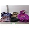 Image 1 : Daquilema Messenger bag- No Zipper, Realtree Balaclava, Children's Place Sweater-7/8, Misc.