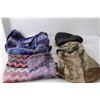 Image 3 : Daquilema Messenger bag- No Zipper, Realtree Balaclava, Children's Place Sweater-7/8, Misc.