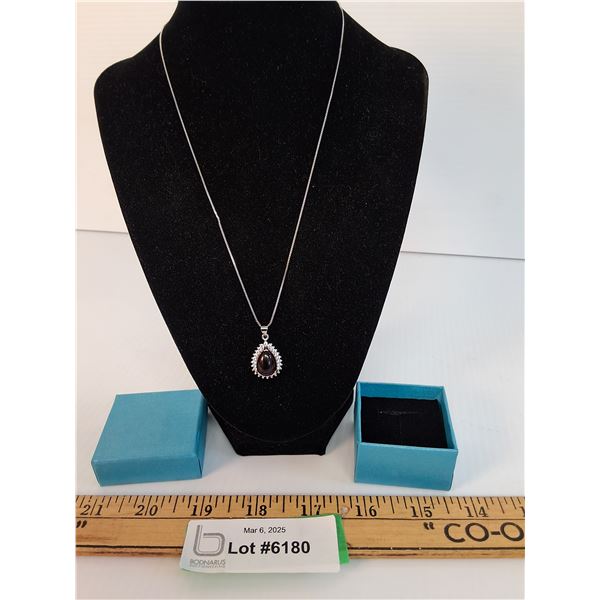 Teardrop Pendant Necklace