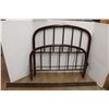 Image 1 : * Vintage Single Bed Metal Frame Complete 74" x 47" x 46" Head Board