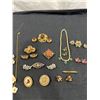 Image 2 : Assortment of Fashion Jewellery