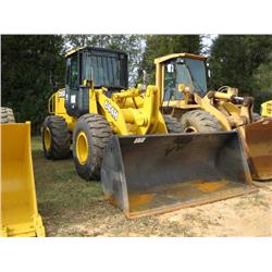JOHN DEERE 644H RUBBER TIRED LOADER