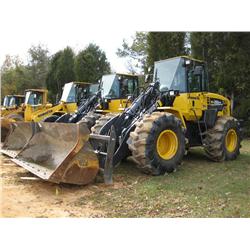 KOMATSU WA250PT-5 RUBBER TIRED LOADER