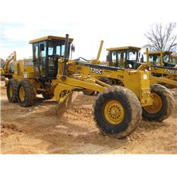 JOHN DEERE 770C SERIES II MOTOR GRADER