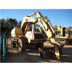 CASE/BADGER 1085C CRUZ AIR HYDRAULIC EXCAVATOR