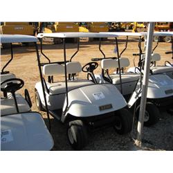 E-Z-GO GOLF CAR